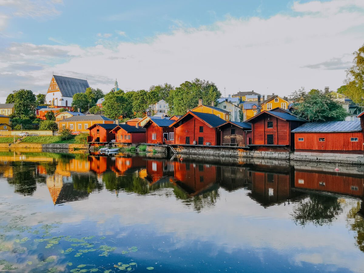 Helsinki + Porvoo Day Tour